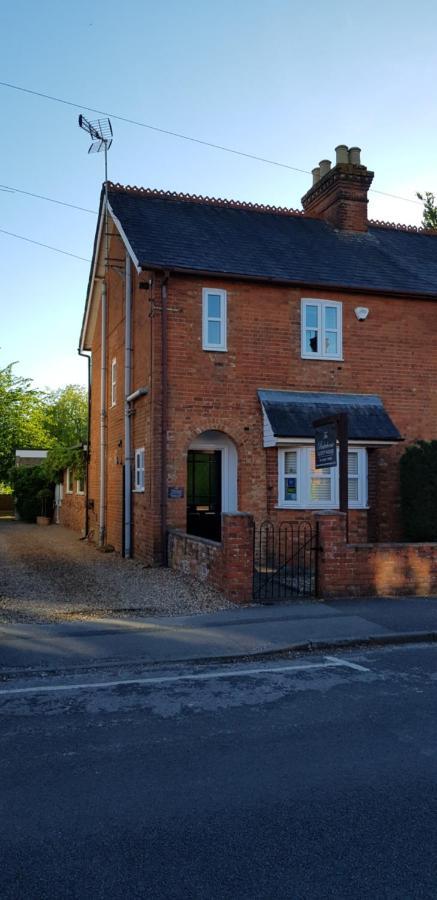 The Bakehouse Guesthouse Maidenhead Esterno foto